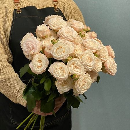 Букет живых цветов АЗАЛИЯ FLOWER PUB Букет кустовых роз