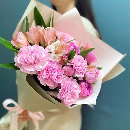 Букет живых цветов MADE KRIS Сборный букет 