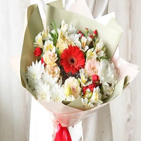 Букет живых цветов МИР ЦВЕТОВ Букет 