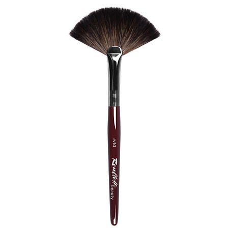 Кисть для лица ROUBLOFF Кисть rv14 веерная из волоса енота для нанесения и удаления излишков сухих материалов