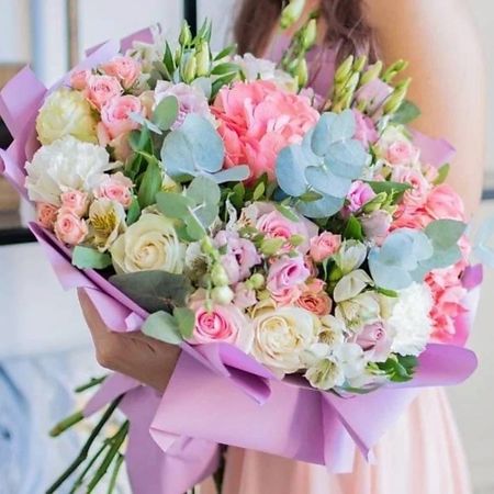 Букет живых цветов ВОРНИКОВ - БУКЕТЫ VORNIKOV BOUQUETS Букет с гортензией Природная магия