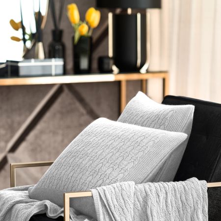 Подушка декоративная Togas Холти серая 45x45 см