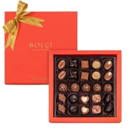 Набор шоколадных конфет Bolci пралине Selection 380 г шоколадных конфет bolci orient pink пралине 230 г