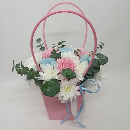 Букет живых цветов ЗЕФИРКО Сумочка с цветами Нежность maxgoods парчовая сумочка для украшений