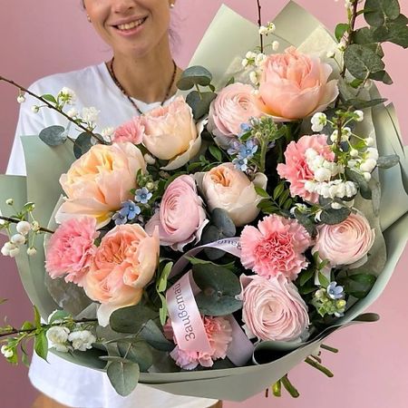 Букет живых цветов ЗАЦВЕТАЙ. ЦВЕТОЧНЫЙ БУТИК Весенний букет с пионовидными розами и ранункулюсами винтажные наклейки с розами tiamech