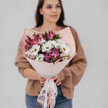 Букет живых цветов FLOWER DANCE Горячее предложение. Альстромерия и ромашка горячее предложение 2 шт 12 в реле 832a 1a f c b 12vdc 30a 4 контакта