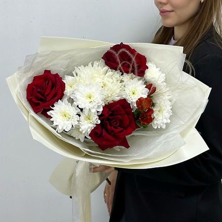 Букет живых цветов FLOWER DANCE Сборный букет с красными розами винтажные наклейки с розами tiamech