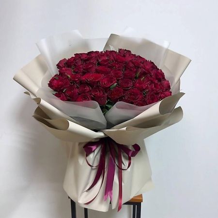 Букет живых цветов FLOWER DANCE 51 роза Эквадор