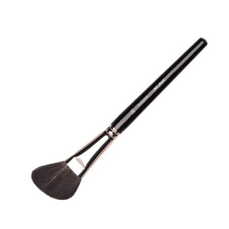 Кисть для лица M.ART Кисть для лица № 20 отводная, лиса чернобурая керамическая фигурка кролика и лиса