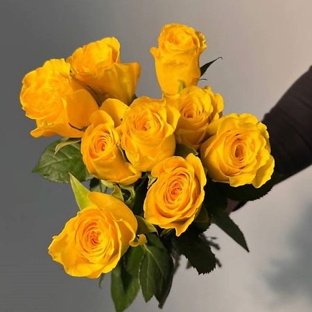 Букет живых цветов ЦВЕТЫ ДЛЯ ВАС Букет из 9 желтых роз (Кения)
