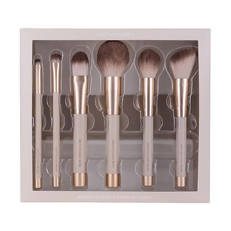 Набор кистей ЛЭТУАЛЬ Набор магнитных кистей для макияжа с подставкой Sophisticated Beige