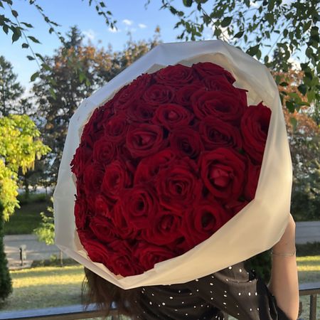 Букет живых цветов MADE KRIS Букет из 51-ой красной розы 