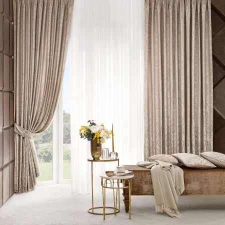 Комплект штор с подхватами Togas Молинеро золотые 260х275 см комплект штор с подхватами togas алессио бирюзовые 260х275 см