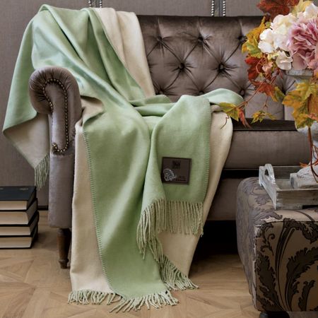 Плед Togas Маринетти зеленый с бежевым 140х180 см плед togas маринетти бордовый с экрю 200х210 см