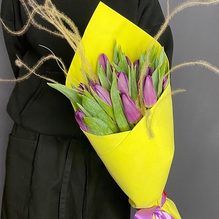 Букет живых цветов КАКТУСМАРКЕТ Букет Тюльпанов 15 шт