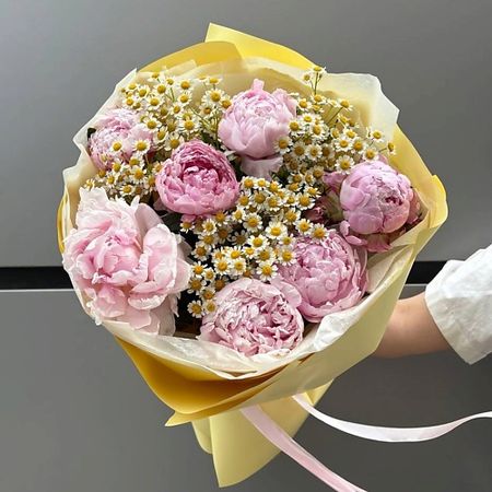 Букет живых цветов ALLFLOW Букет пионов + ромашки искусственный шелковый букет пионов