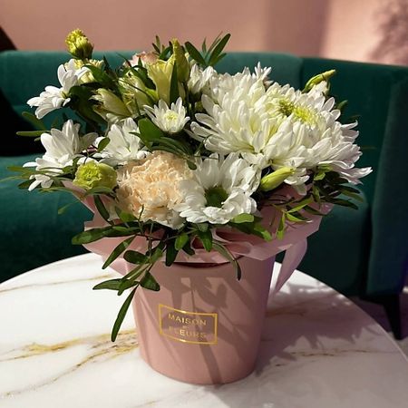 Букет живых цветов DARI ЦВЕТЫ Композиция в кашпо