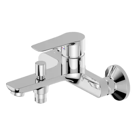 Смеситель для ванны Силла однорычажный цвет хром фитинг на смеситель 1 2 1 4 переходник к фильтрам для воды