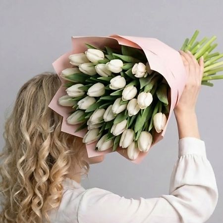 Букет живых цветов ВОРНИКОВ - БУКЕТЫ VORNIKOV BOUQUETS Тюльпаны белые 25 шт искусственные тюльпаны lekse 5 шт