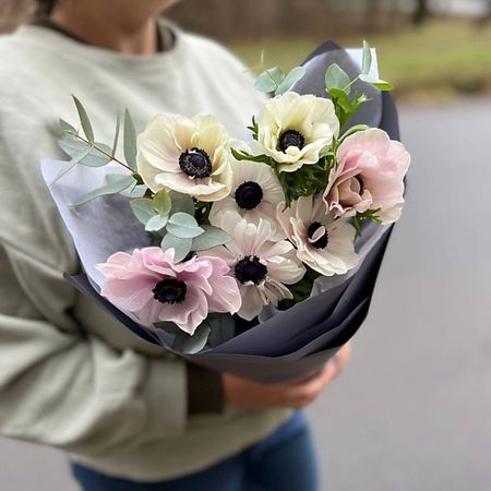 Букет живых цветов LE BOUQUET Букет из белых анемонов