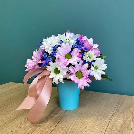 Букет живых цветов АРХБУКЕТ Композиция из радужной хризантемы 1 шт регулируемая диафрагма 1 5 29 мм диафрагма радужной оболочки m30 до m37 m42 до m42 cs к c модуль объектива камеры кольцо адаптера