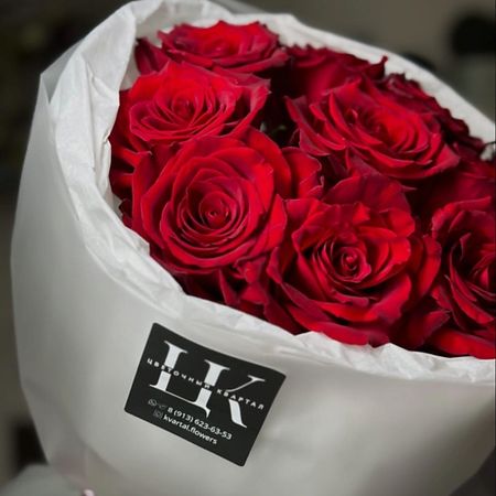 Букет живых цветов АЗАЛИЯ FLOWERS Букет моно из красных роз сорта Explorer оригинальный комплект oem брызговиков брызговики брызговики для 2020 2023 ford explorer