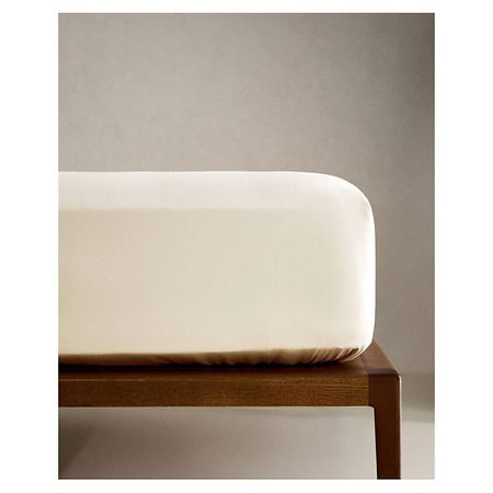 Простыня ZARA HOME Простыня на резинке 300 нитей сатин 160 x 200 x 30 см