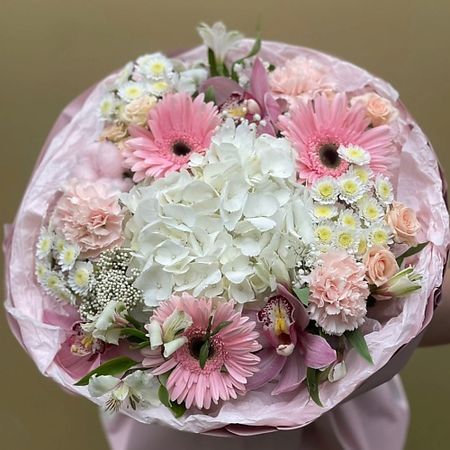 Букет живых цветов ПЛАНЕТА ЦВЕТОВ ТВОЯ ПЛАНЕТА Андромеда