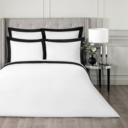 Комплект постельного белья Togas Эдем белый/черный Двуспальный евро комплект постельного белья sofi de marko флер 3 белый с серым евро