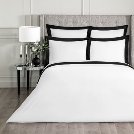 Комплект постельного белья Togas Эдем белый/черный Двуспальный кинг сайз