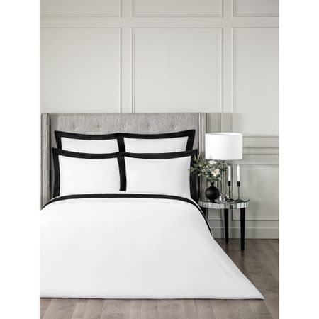 Комплект постельного белья Togas Эдем белый/черный Полуторный комплект постельного белья kids by togas сафари белый полуторный