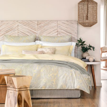 Комплект постельного белья Togas Маргарет желтый Семейный/дуэт комплект постельного белья siberia динозавр желтый подростковый