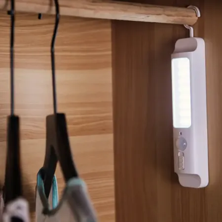 Подсветка светодиодная для мебели на батарейках цвет бежевый hegehe светодиодные стержни для подсветки шкафов 12в