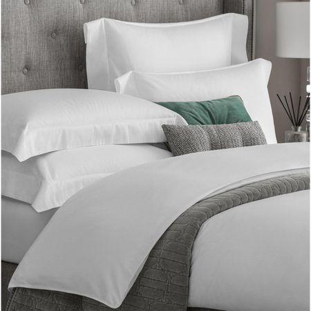 Комплект наволочек Togas Морте белый 50х70 см наволочек soft silver   наволочек antibacterial beauty pillowcases 50х70 см – 2 шт альпийский снег белый