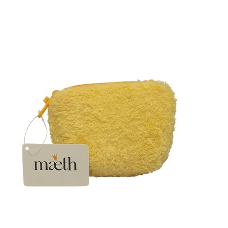 Косметичка Maeth меховая жёлтая
