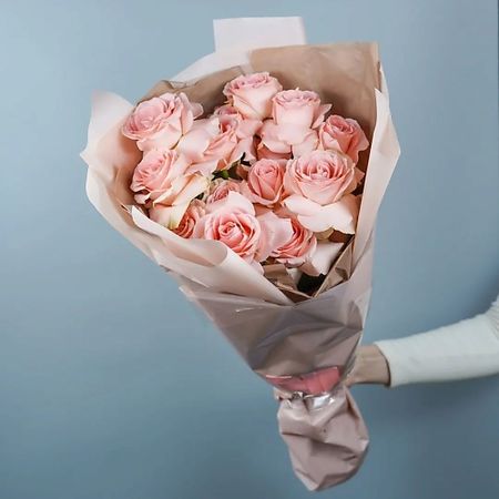 Букет живых цветов AZALIANOW ЦВЕТЫ. ПОДАРКИ. ДЕКОР Букет из 13 розовых роз «Бархатные грани» stobag бархатные сумки 50 шт