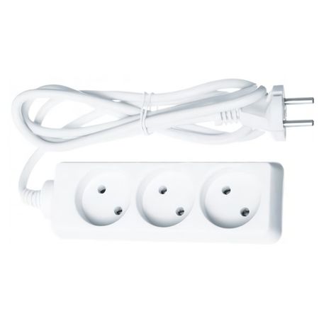 удлинитель NAVIGATOR 1,5м 3-местный б/з IP20 16А белый удлинитель 3м 3 местный б з 2х0 75мм кв