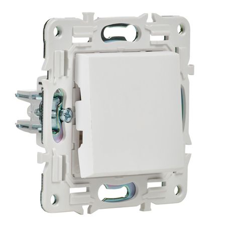 выключатель 1-клавишный IEK Skandy проходной 10А арктический белый розетка 1 пост iek skandy с з с ш 16а арктический белый