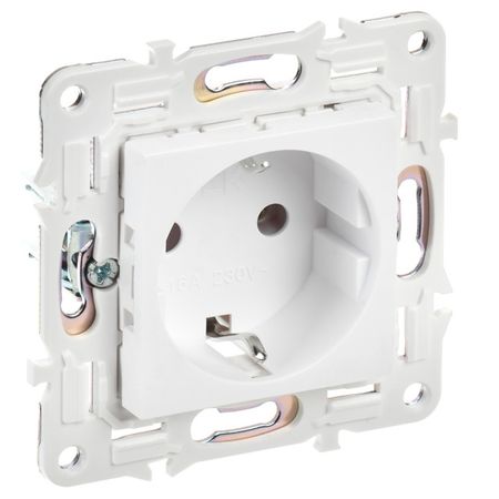 розетка 1 пост IEK Skandy с/з б/ш 16А арктический белый розетка 1 пост iek skandy с з с ш 16а арктический белый