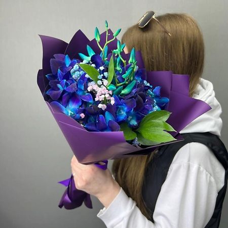 Букет живых цветов PARTY DAY Космический букет из орхидей (орхидея - дендробиум)
