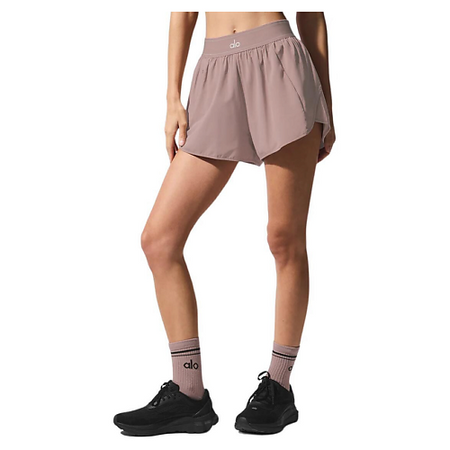 Шорты ALO YOGA Шорты Match Point Short