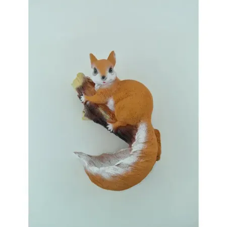 Садовая фигура Белка на ветке полирезин 27x21 см