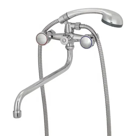 Смеситель для ванны Киров двухвентильный с лейкой и шлангом цвет хром смеситель для ванны aqueduc двухвентильный длинный нержавейка